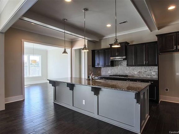 4th image of 117 Rockridge Pointe Dr #12