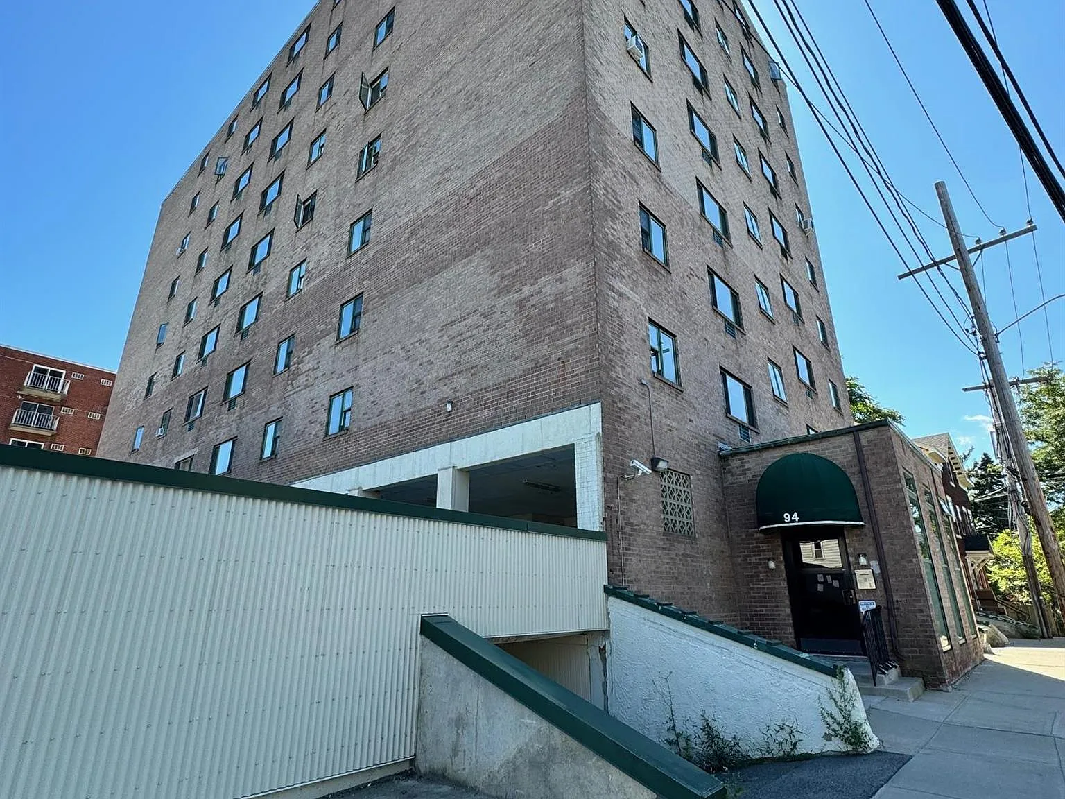 1 bed, 550 sqft, $2,550 — Photo 3