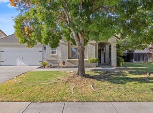 1576 Castle Way, Lemoore, CA 93245