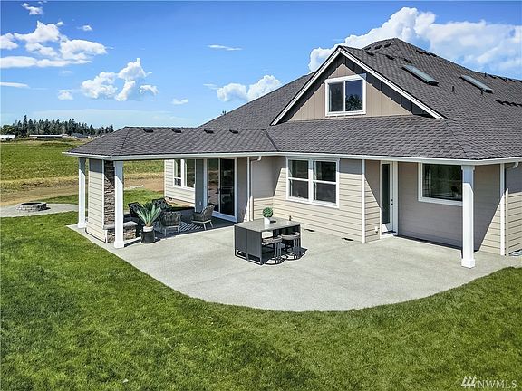 3rd image of 23718 70th St E