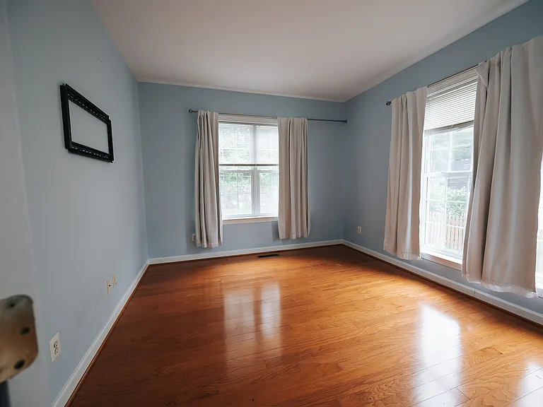 1832 Woods Edge Dr NE — Photo 15