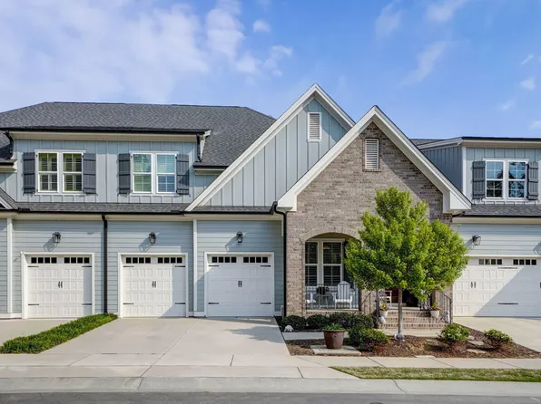 1037 Laurelwood Dr, Durham, NC 27705