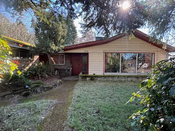 319 NE 170th St, Shoreline, WA 98155