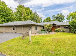 7736 Highgrove Path, Victor, NY 14564