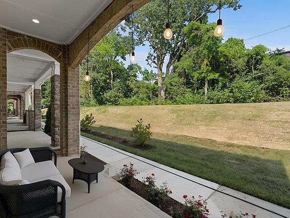 2nd image of 606 Summit Trl Lot 26