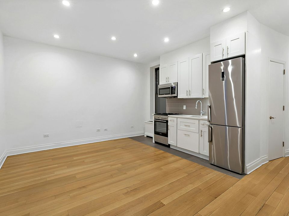 1st image of 349 E 58th St APT 1r