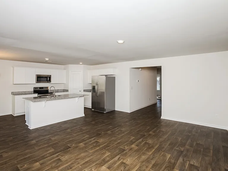 1312 Gardner St — Photo 4