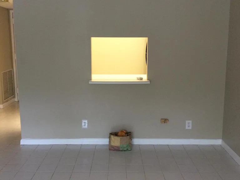 470 Executive Center Dr #2K — Photo 12
