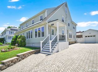 107 Washington Circle, West Hartford, CT 06119