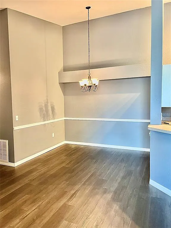 4 bed, 2.0 bath, 1610 sqft, $2,300 — Photo 4