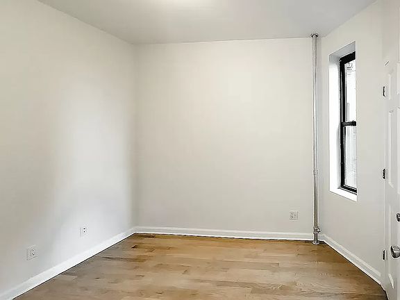 4th image of 209 W 102nd St APT 4A