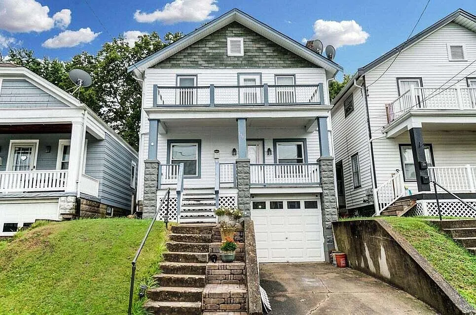 3307 Emerson Ave photo 1