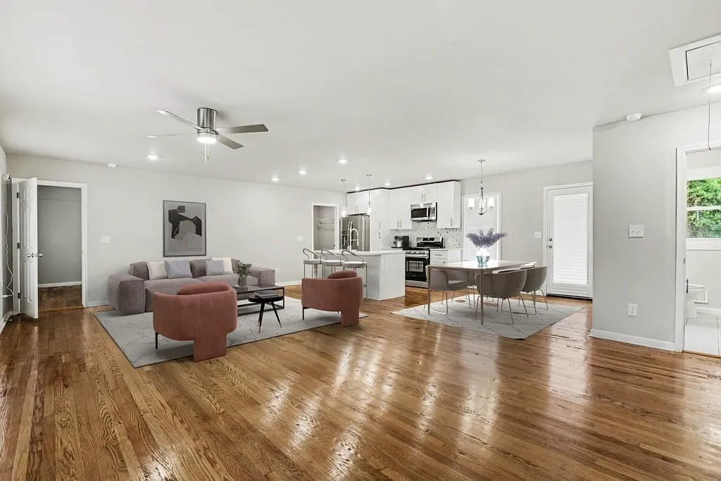 3 bed, 2.0 bath, 1416 sqft, $2,050 — Photo 2