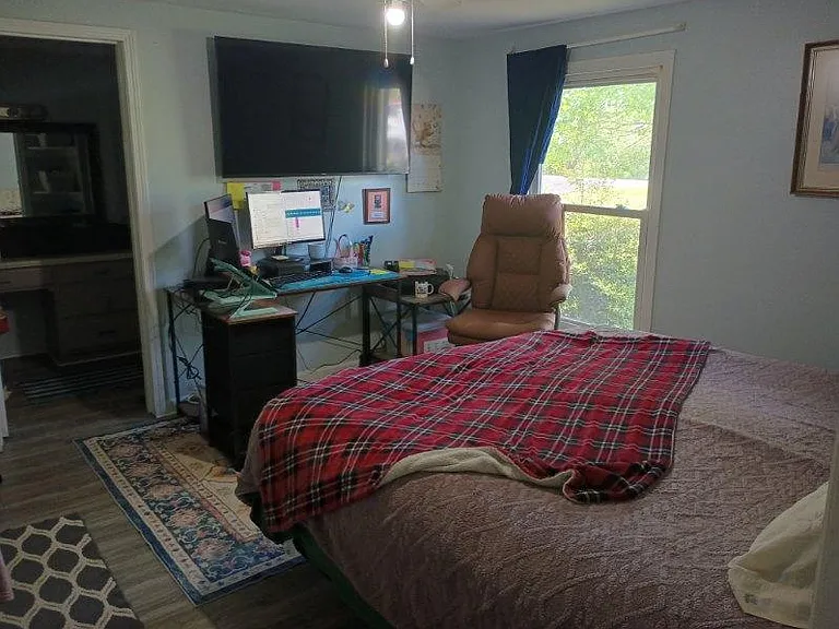 1184 Green Acres Rd #2 — Photo 8