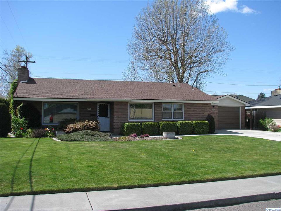 1st image of 2027 W Falls Ave