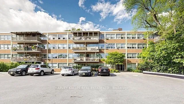 160 The Donway W #411