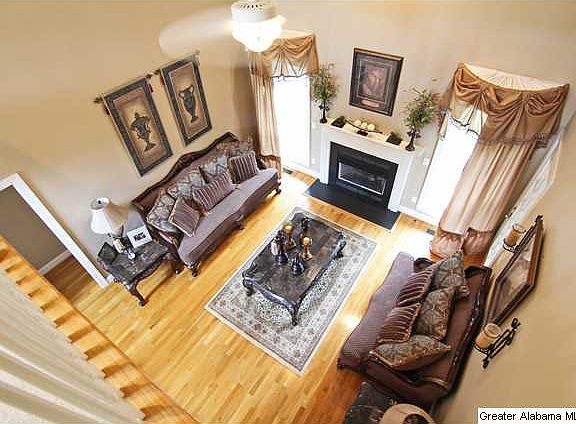 4th image of 5852 Carrington Ln