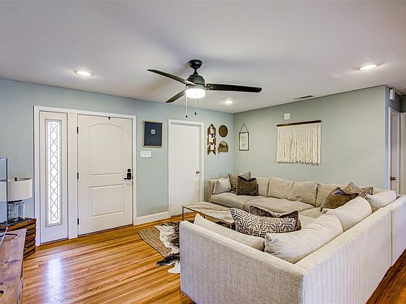 3rd image of 2345 Tradewind Dr