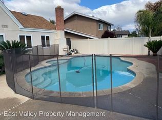 409 Nottingham Dr, Redlands, CA 92373