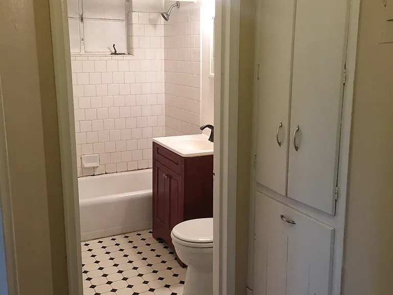 877 Charles Allen Dr NE #5 — Photo 4