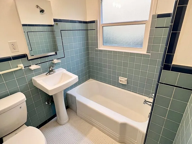 7962 Norton Ave — Photo 10