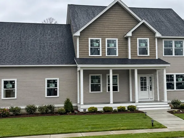 110 Laurel Road #31, Hooksett, NH 03106