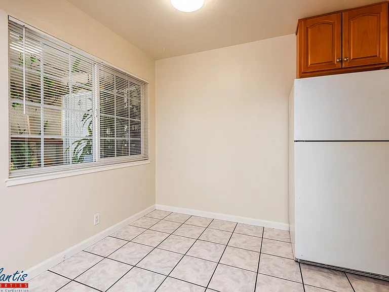 1273 Pedro St #7 — Photo 4