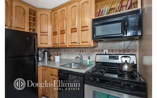 Rented by Douglas Elliman | media 42