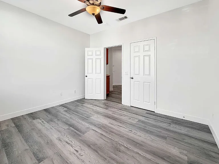 27044 Victoria Ln #103 — Photo 10
