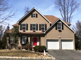34 Bowers Dr, Hackettstown, NJ 07840