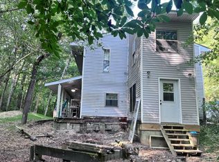 989 Dace Rd, Lucasville, OH 45648