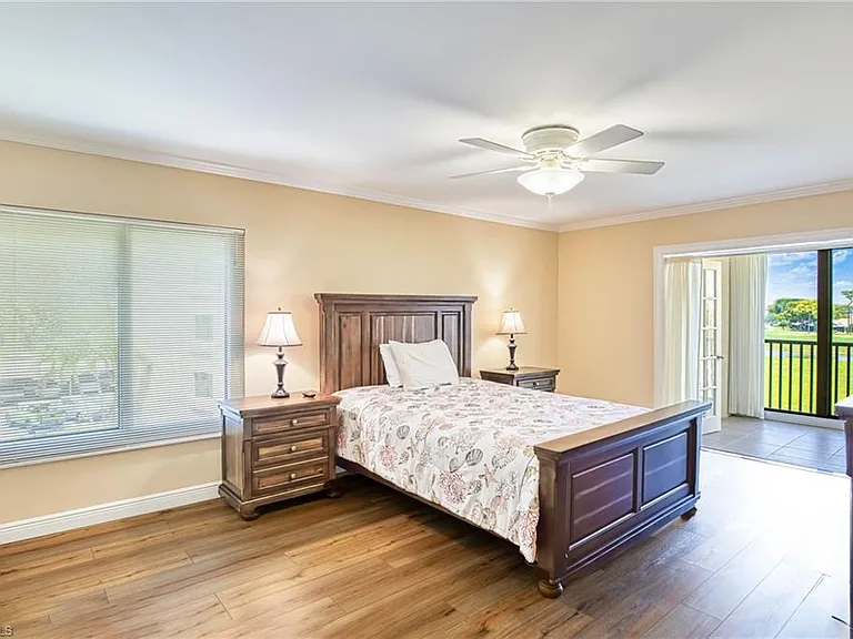 7402 Lake Breeze Dr #306 — Photo 15