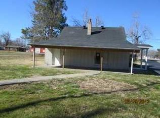 76 S Hopkinsville St, Nortonville, KY 42442