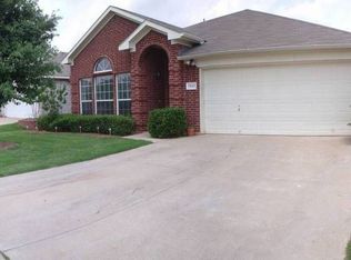 7257 Retriever Ln, Fort Worth, TX 76120
