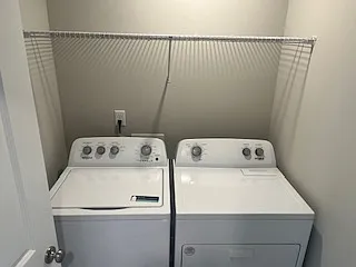 821 Bradley St NE — Photo 8