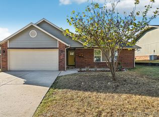 1101 W Fredericksburg St, Broken Arrow, OK 74011
