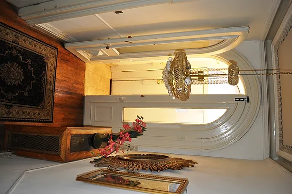 Rented by Corcoran | media 41