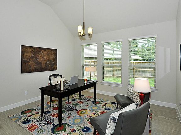 3rd image of 114 Blue Gilia Ct