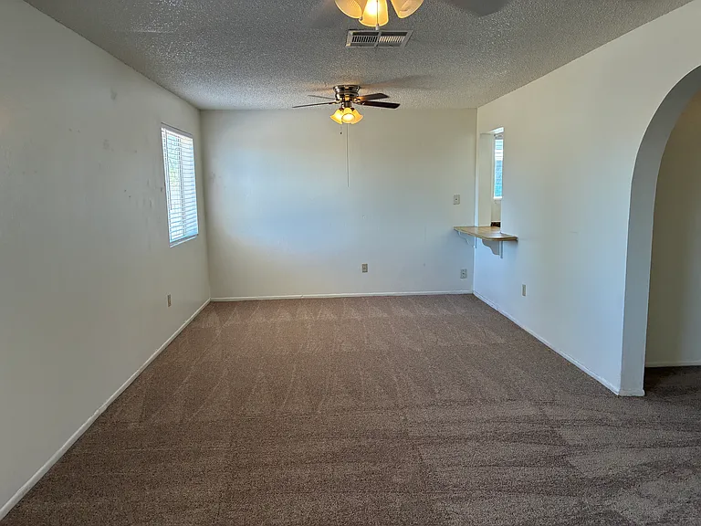 5915 W Tierra Buena Ln — Photo 10