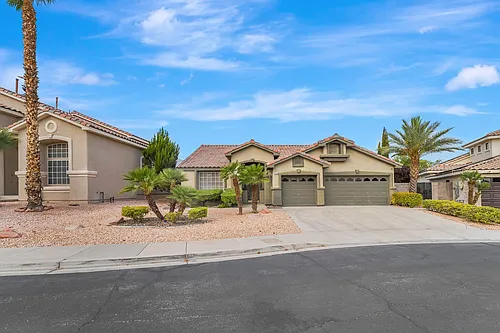 1299 Echo Creek St Photo 1