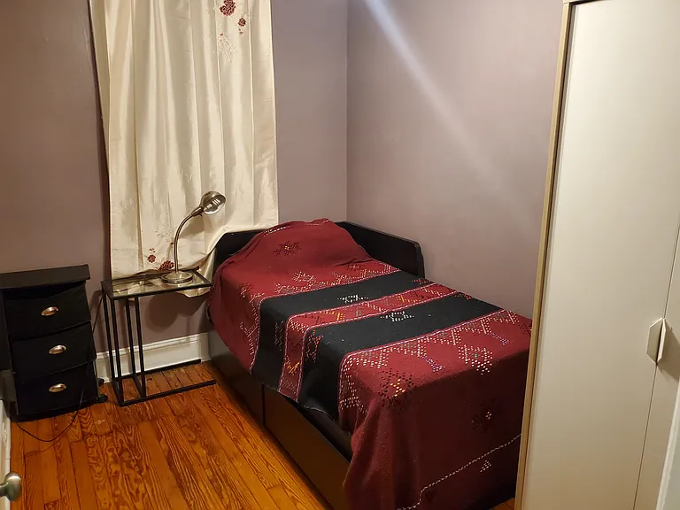 714 Kenyon St NW #U — Photo 17