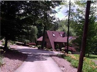 2758 Indian Head Rd, Champion, PA 15622