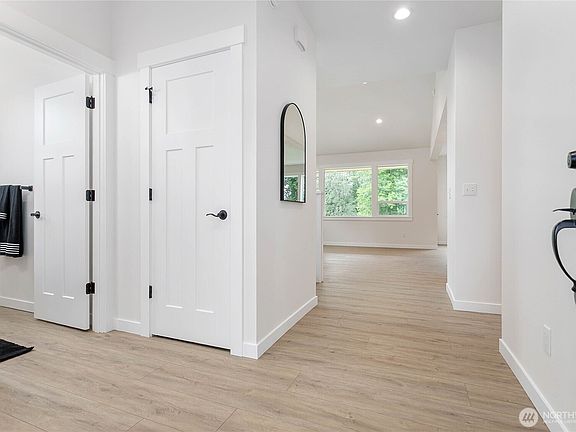 3rd image of 2134 Lagerwey Circle