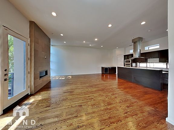 3rd image of 1906 Euclid Ave Unit D