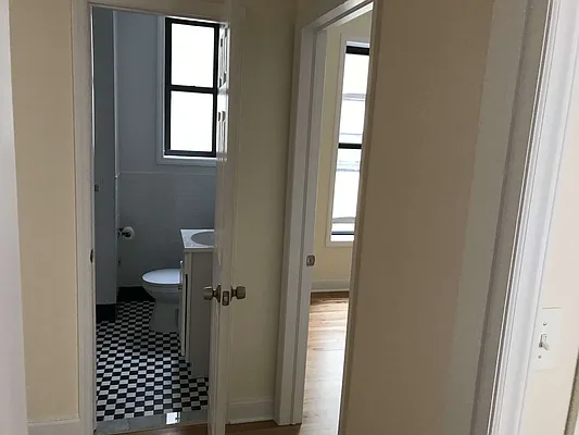 Rented by Owner | media 86