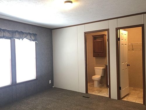 3rd image of 37840 Culver Dr