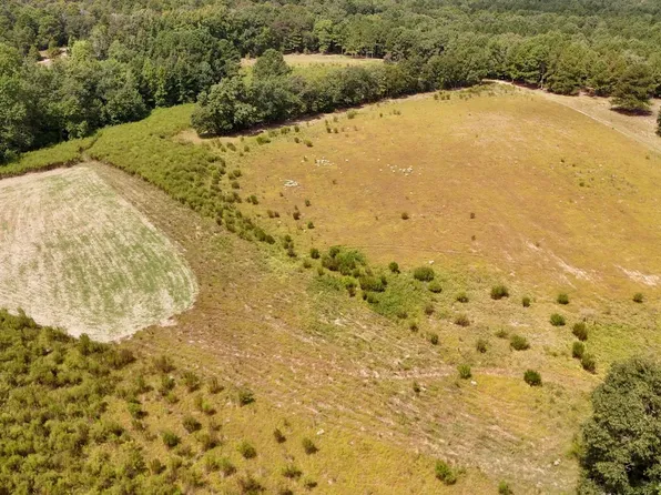 Charles Rd, Eagle Springs, NC 27242