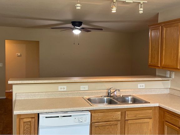 5th image of 4107 SW Chapelstone Ave #1