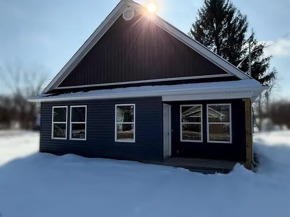 287 E Plane St, Bethel, OH 45106