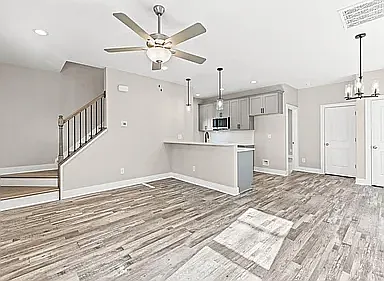 1107 Simmons St — Photo 7